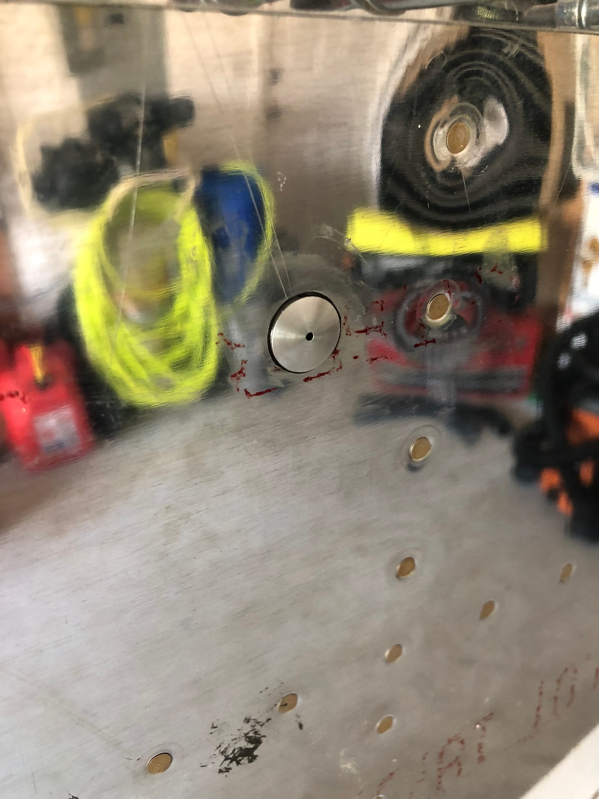 Static port coming through the skin.